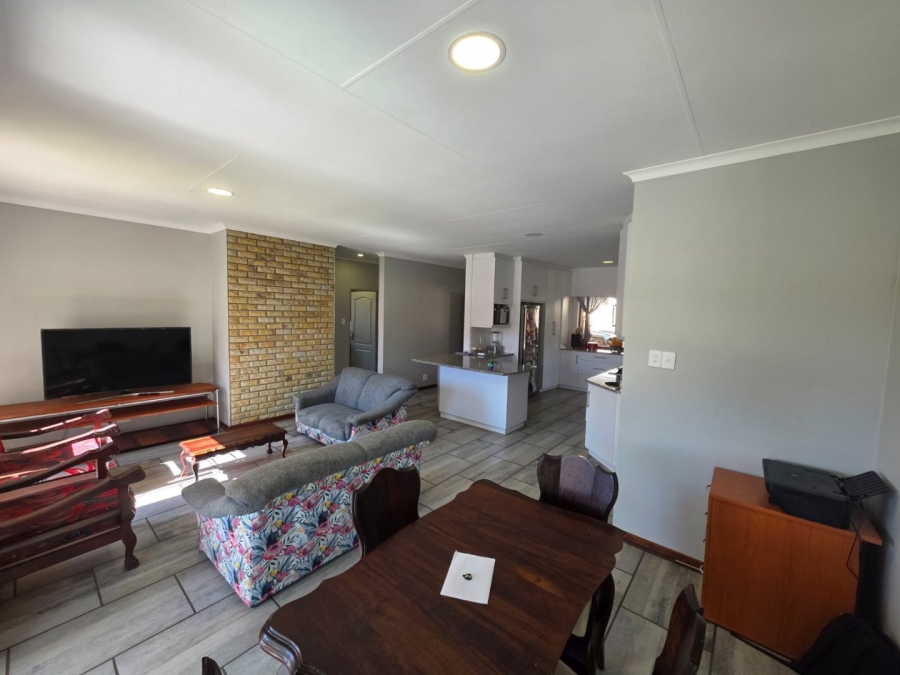 To Let 3 Bedroom Property for Rent in La Provance Free State